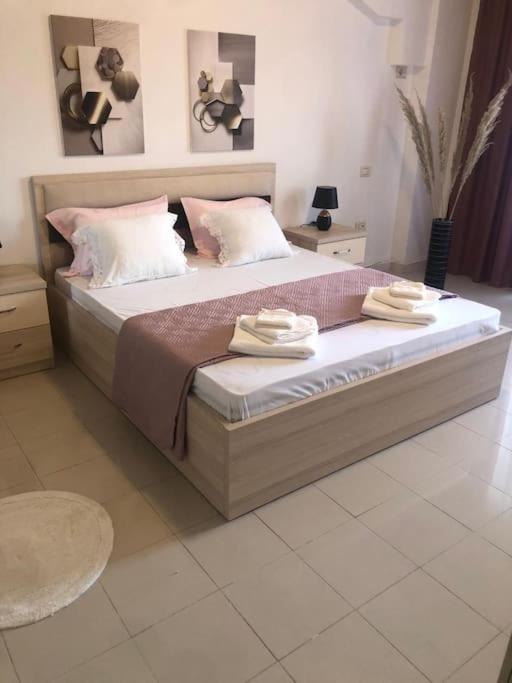 Cozy 1-Bedroom Flat, Beachside Durrës Exteriér fotografie